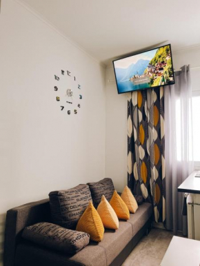 Neuwertiges Apartment mit schnellem WLAN, Glasfaser, Kostenlose Privatparkplatz auch für Transporter geeignet R8